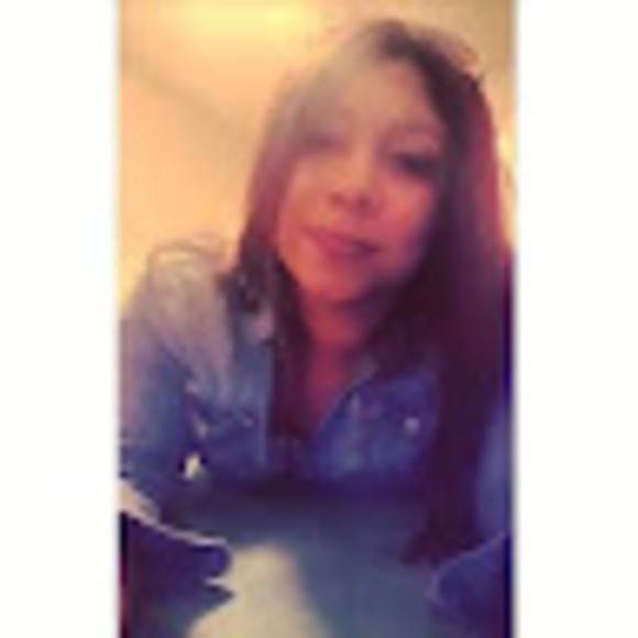 Meet your Posher, Griselda - Picture 1 of 1